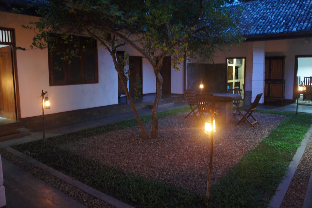 Villa Kathaluwa