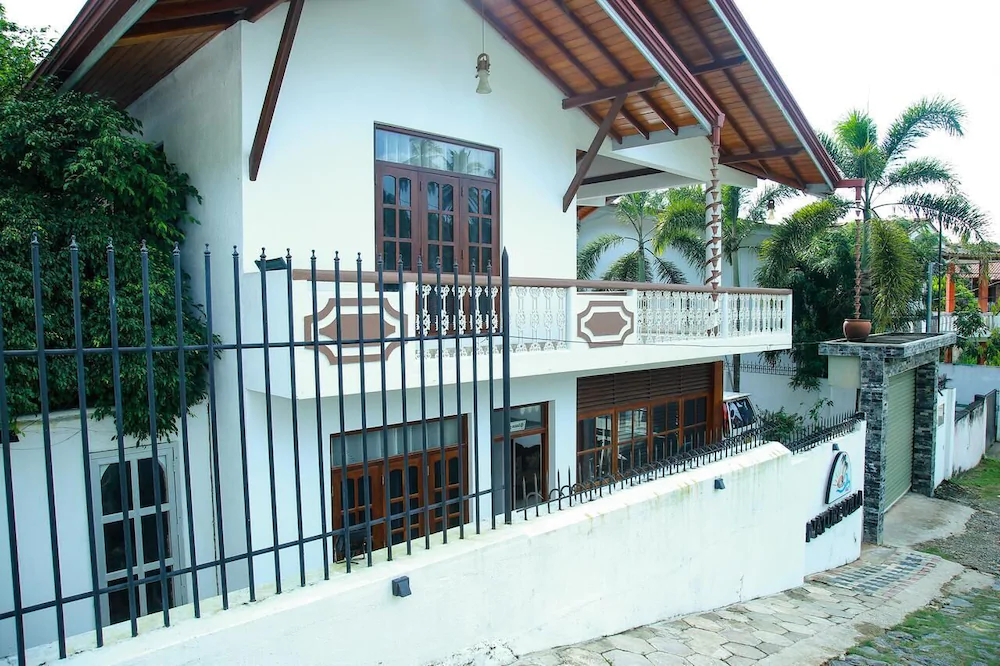 Nature Villa by OYO Rooms