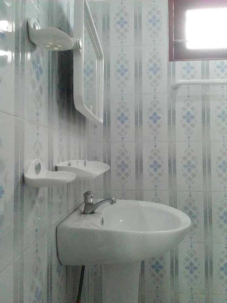 Randi Guest House