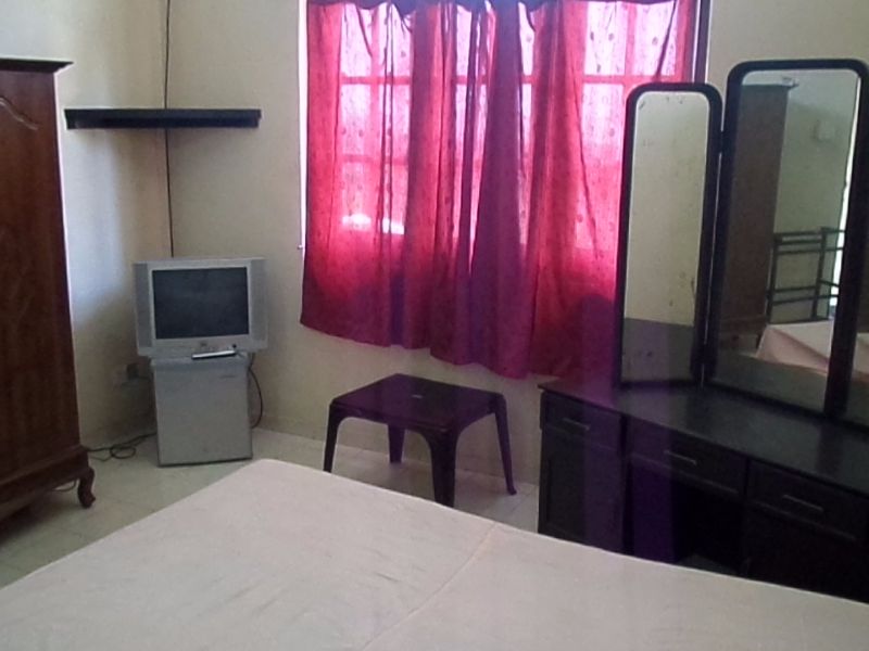 Mount Lanka Hotel & Suites