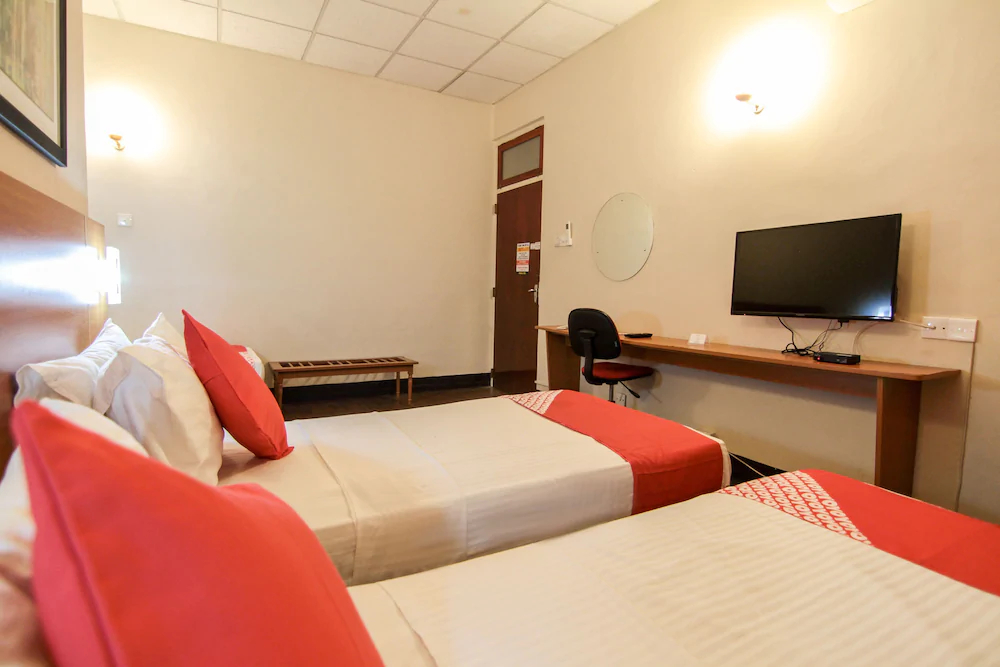 Tropic Inn
