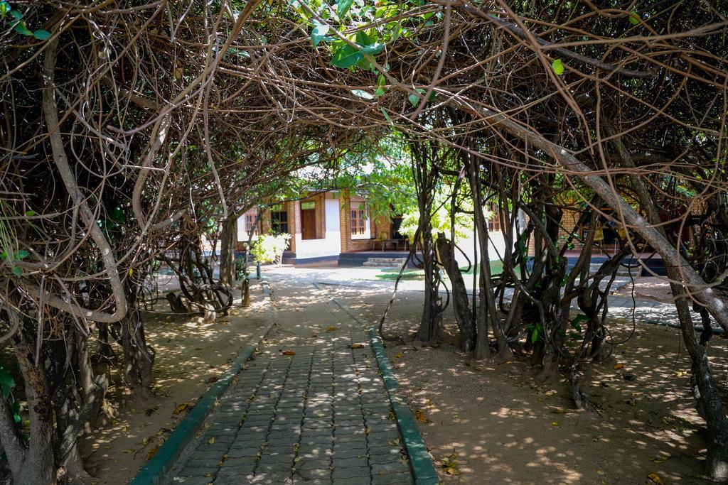Kumudu Valley Resort