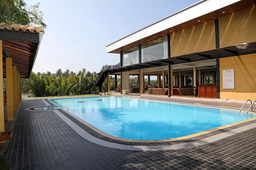 Kumudu Valley Resort