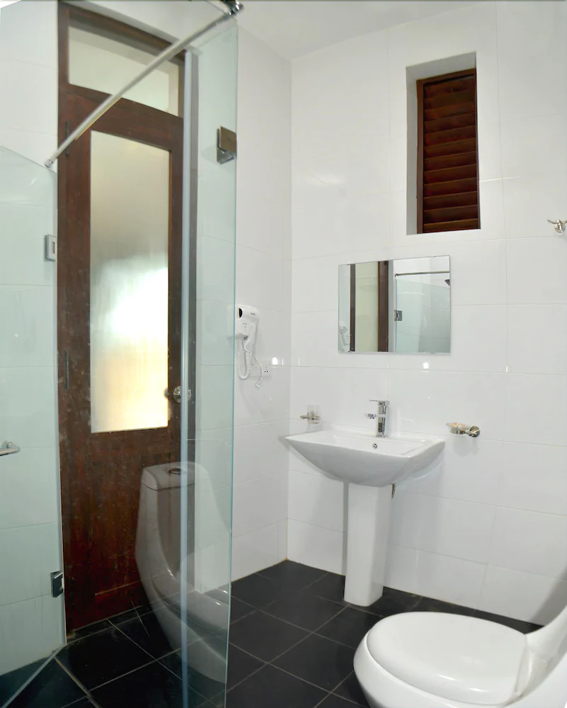 Olanro Hotel