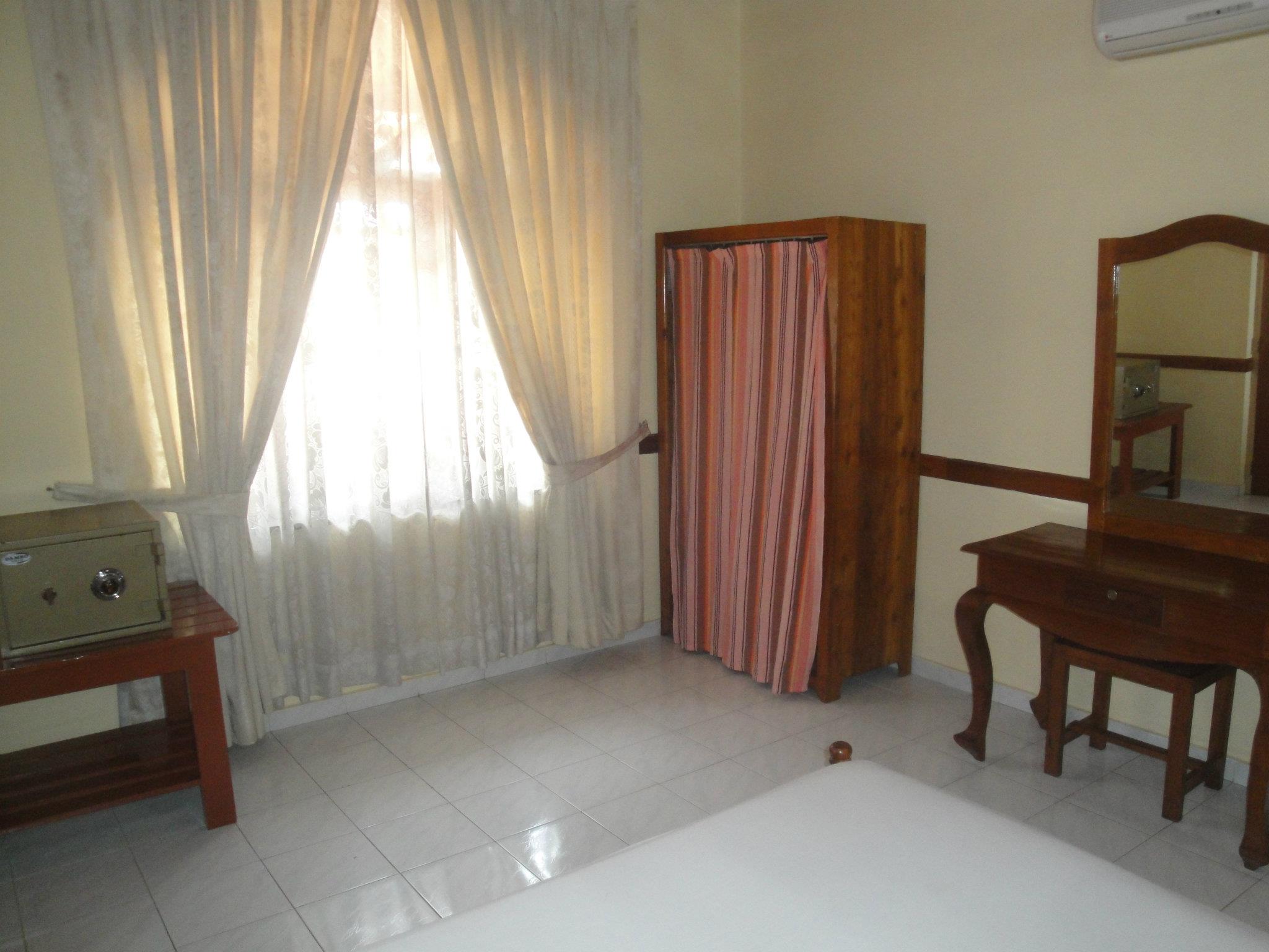 Paradise Holiday Village