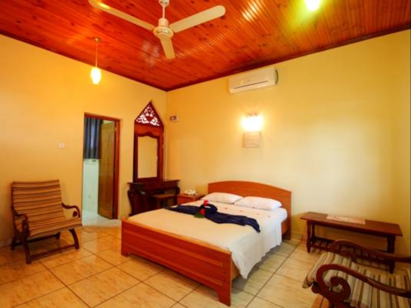 Paradise Holiday Village