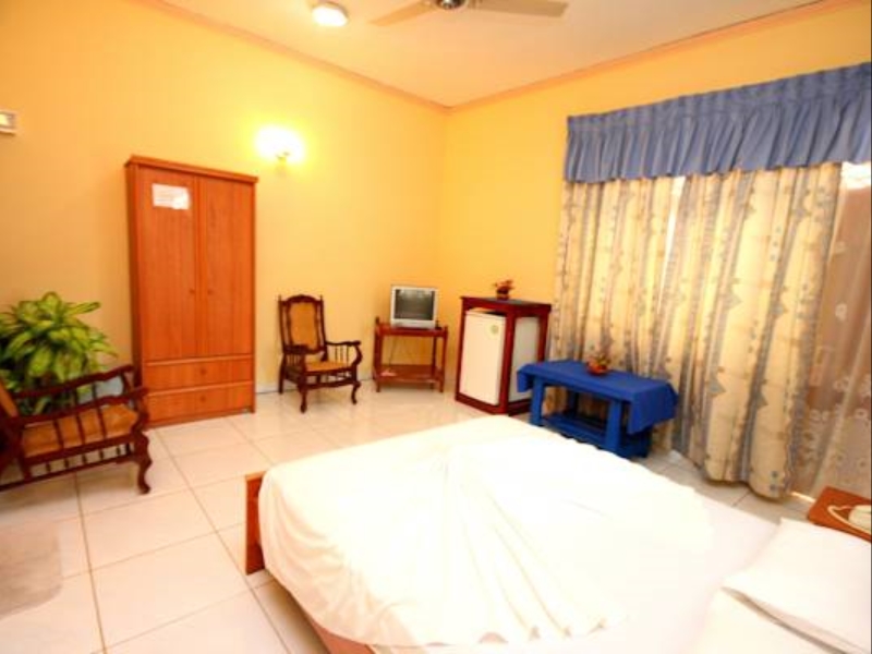 Paradise Holiday Village