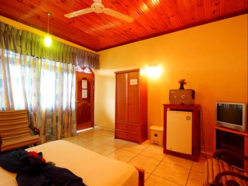 Paradise Holiday Village