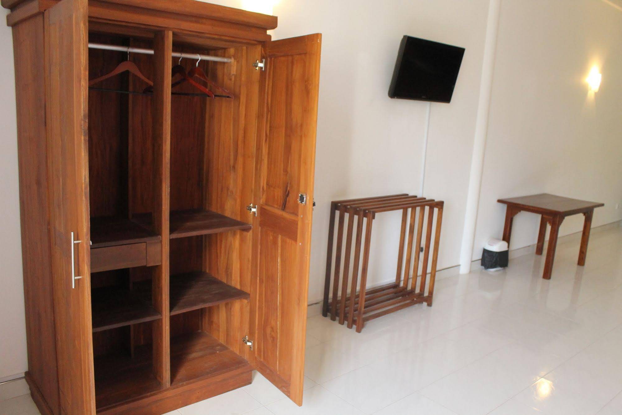Prego Suites