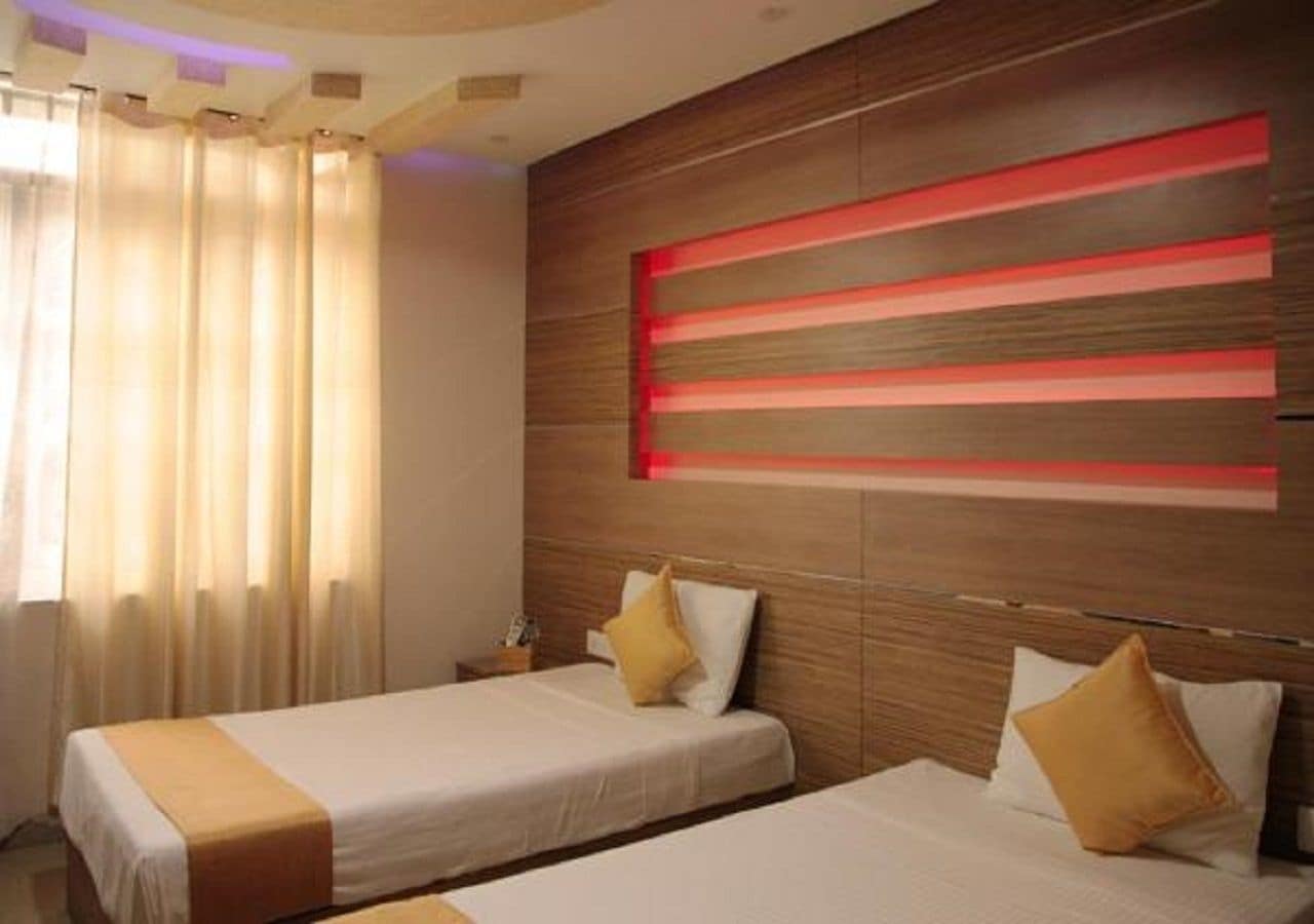 Royal Castle Hotel