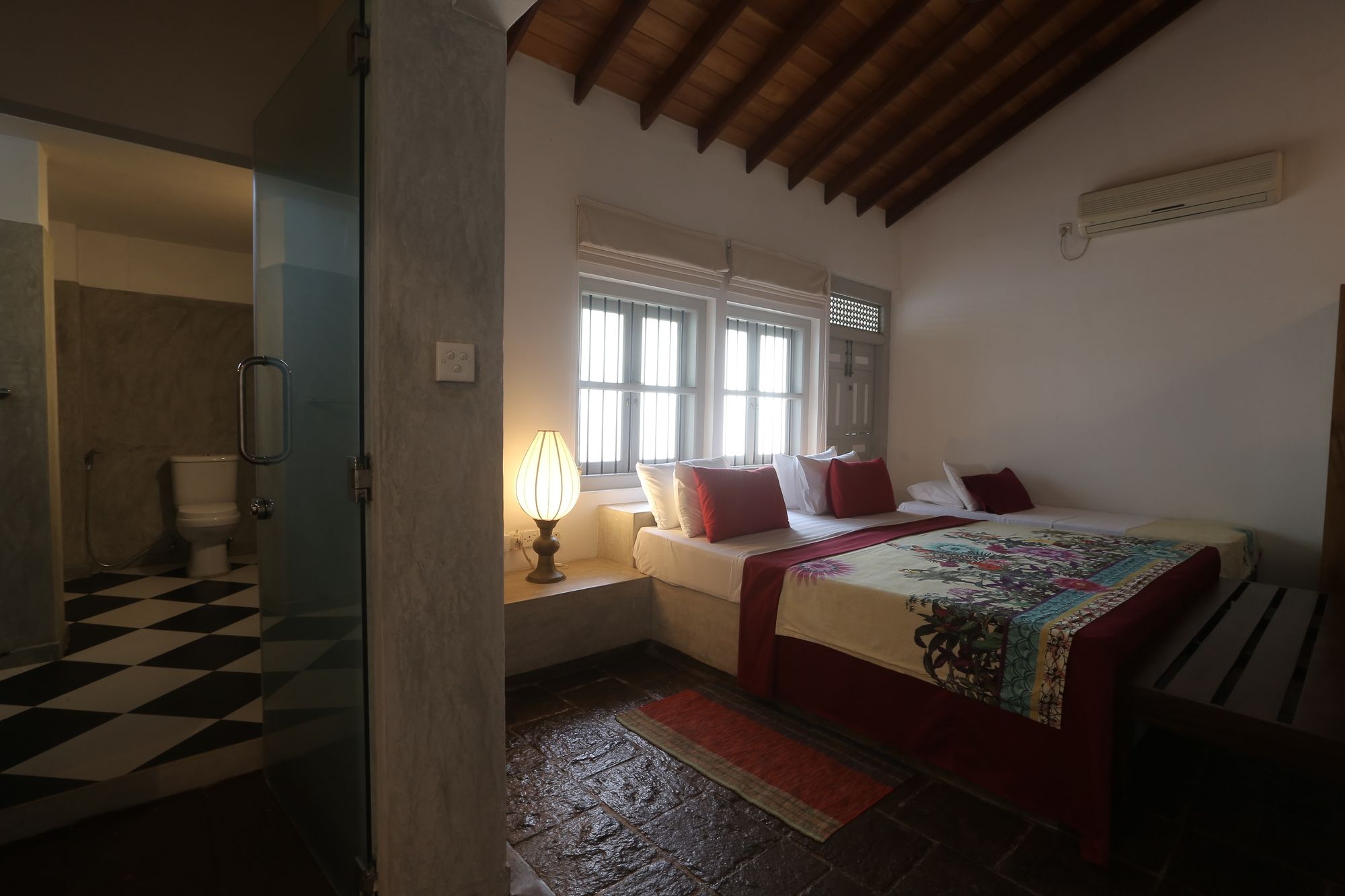 Villa Hundira