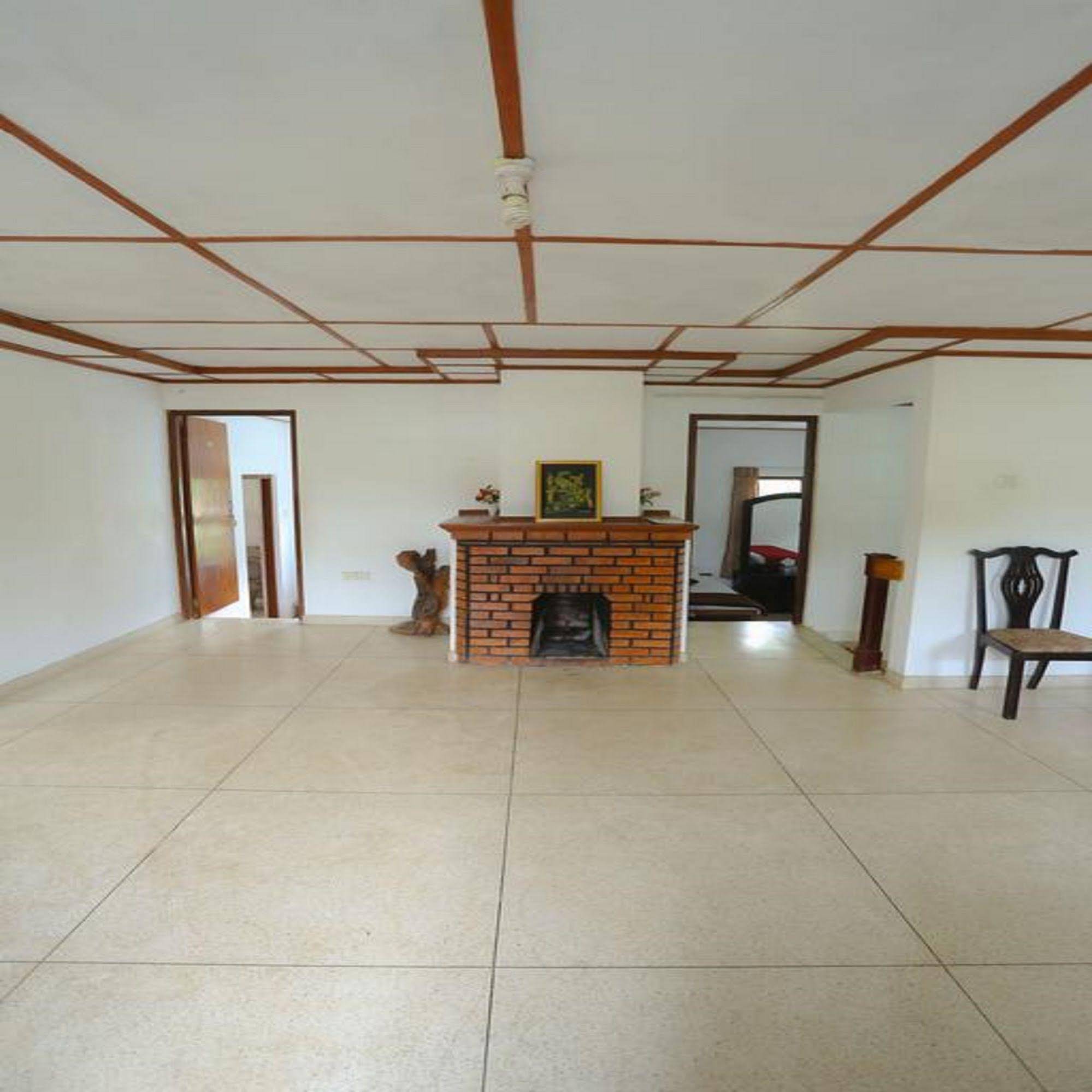 Champ Villa