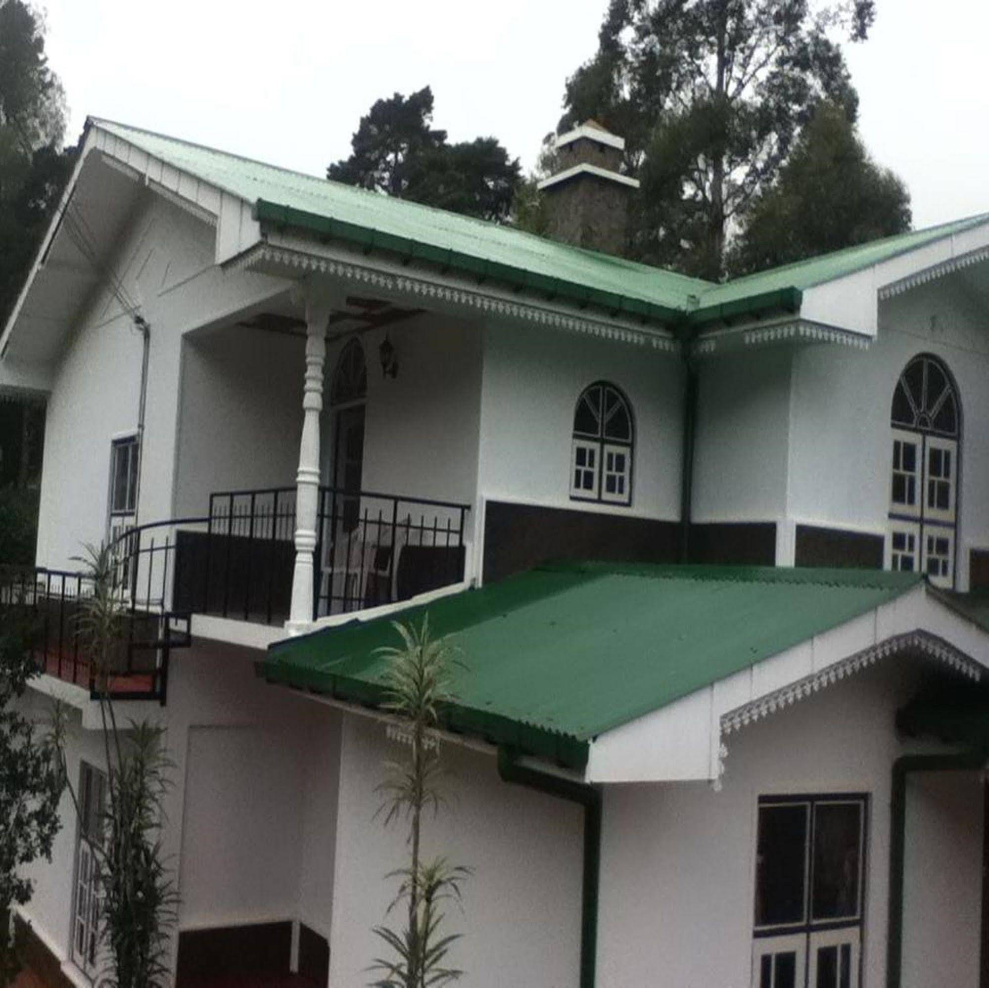 Champ Villa