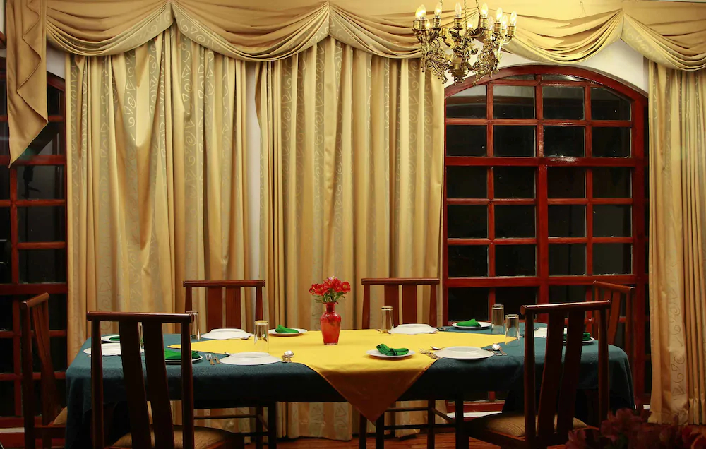 Green Forest Hotel by OYO Rooms
