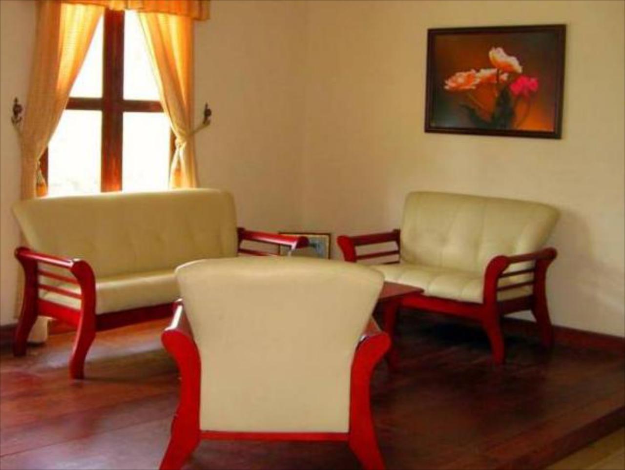 Hill Breeze Villa