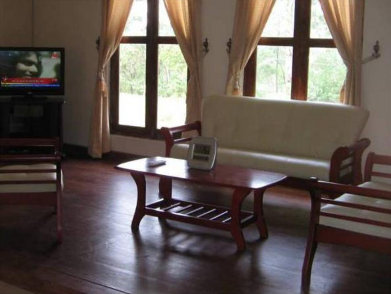 Hill Breeze Villa