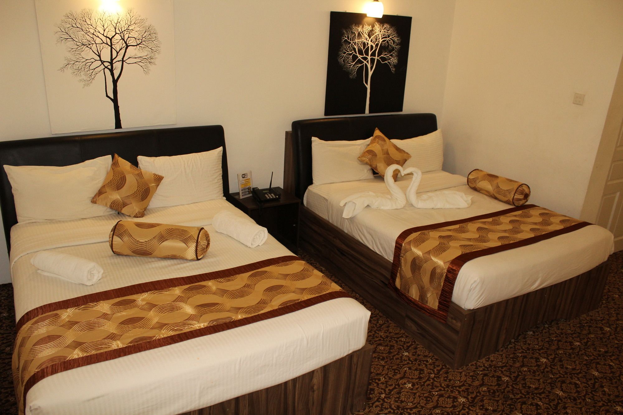 La Cottage Boutique Hotel & Restuarant