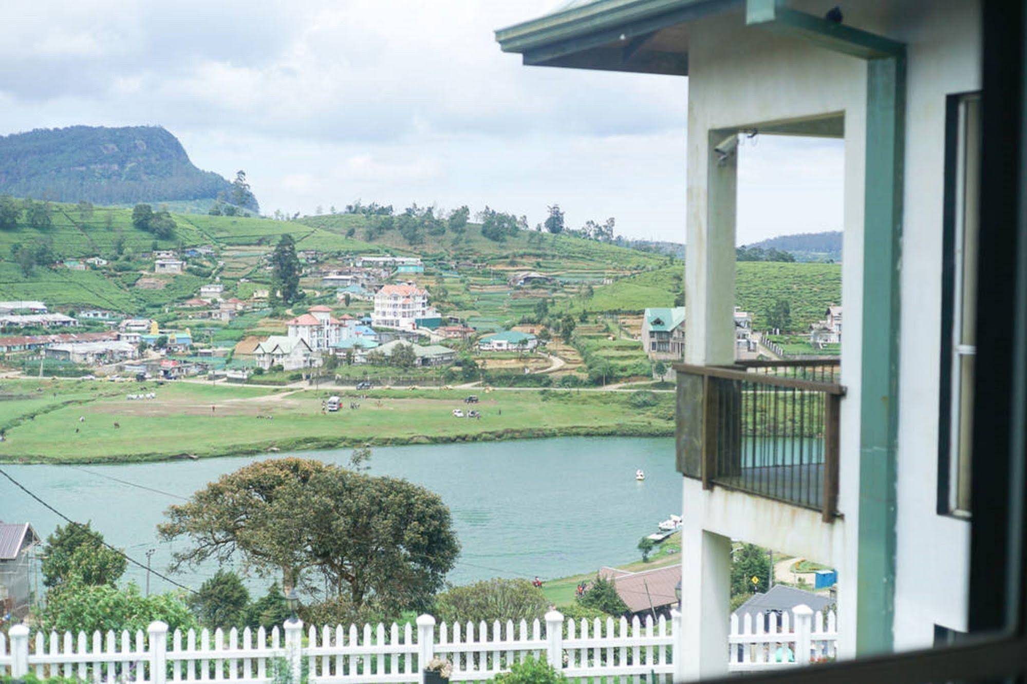 Lake View Comfort Bungalow