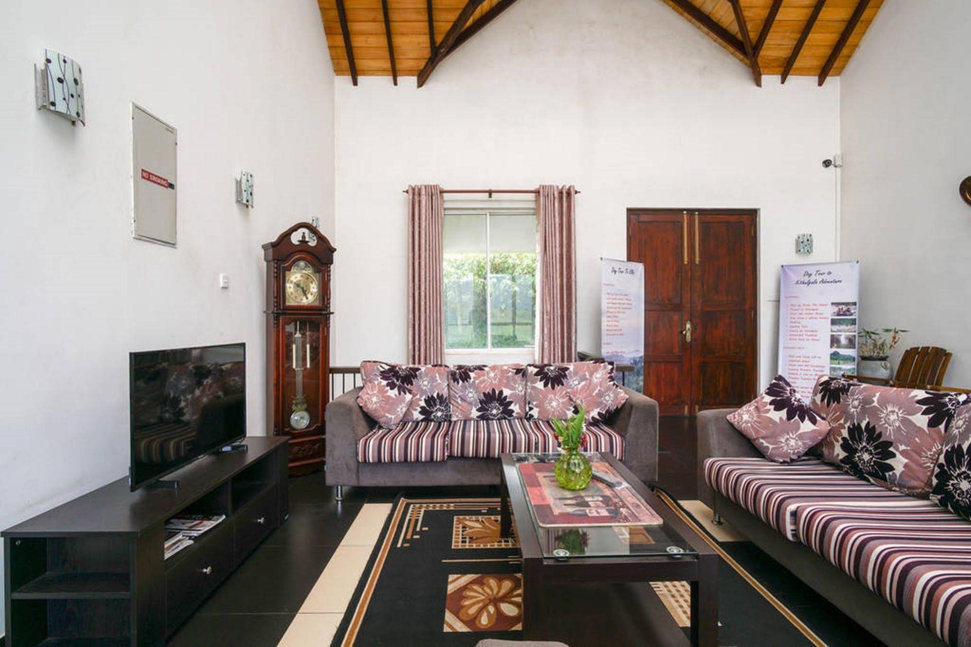 Lake View Comfort Bungalow