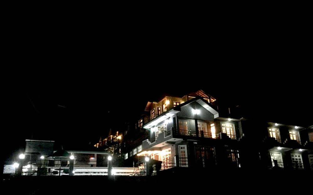 New Royal Mount Hotel
