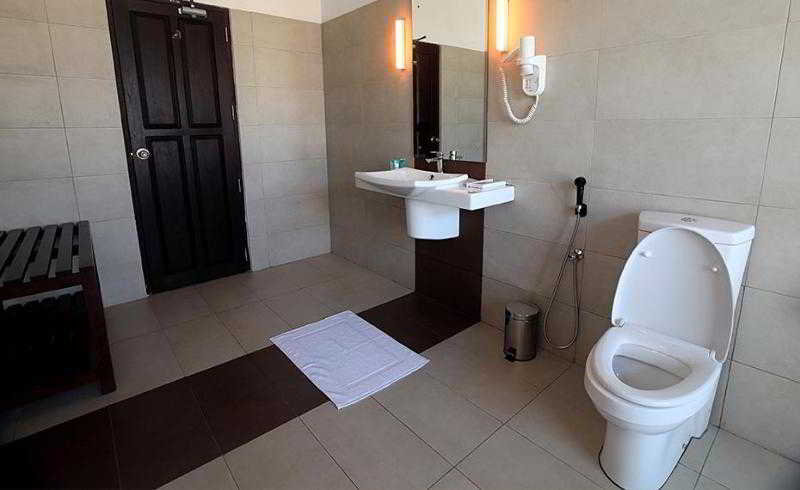 Amethyst Resort Passikudah