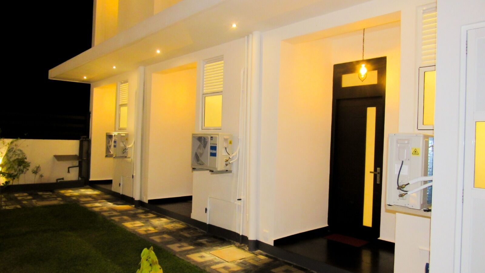 Airport Faith Hotel