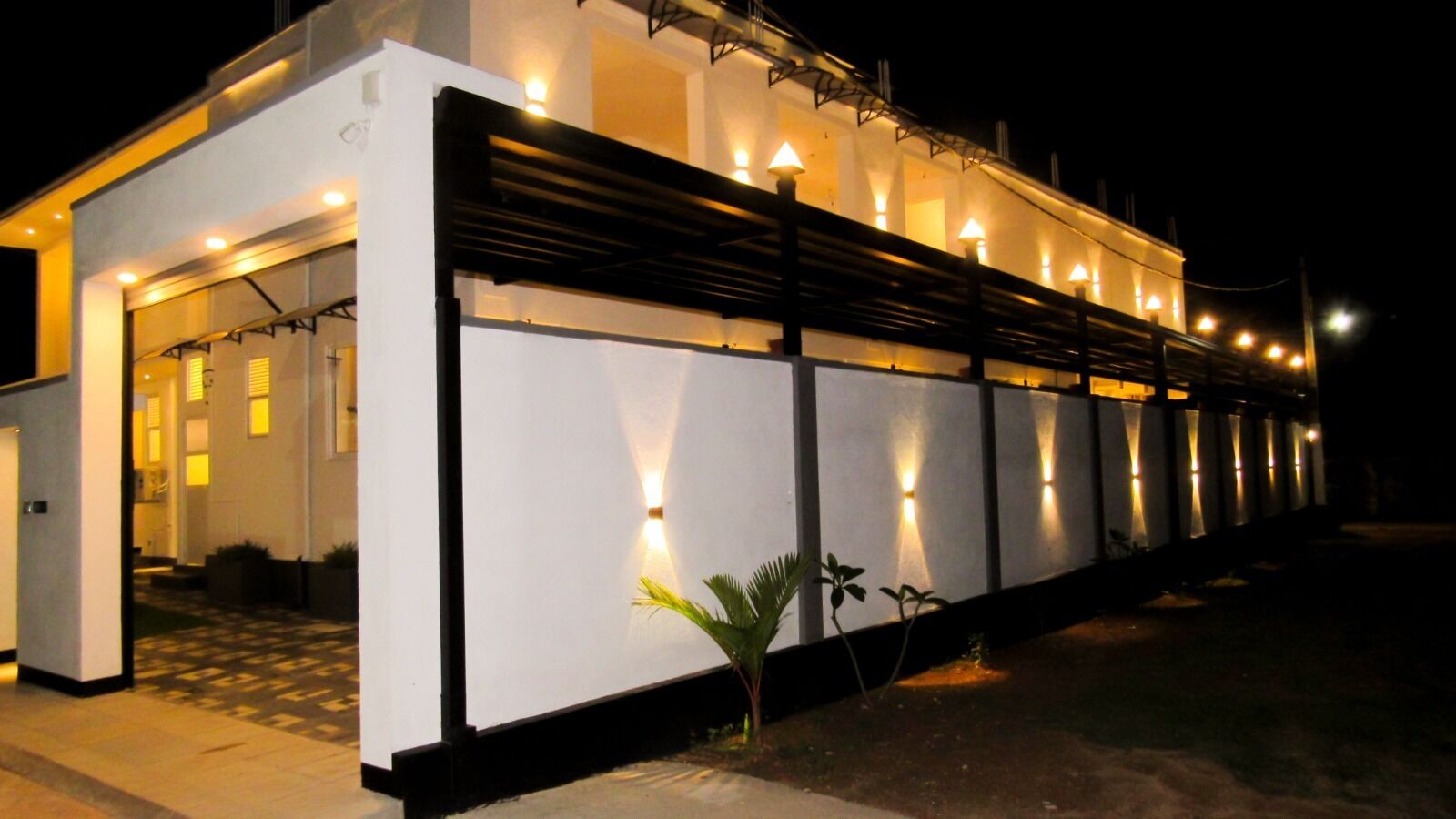 Airport Faith Hotel