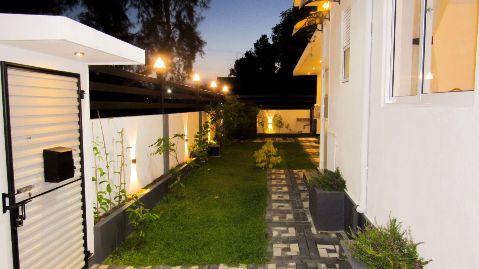Airport Faith Hotel