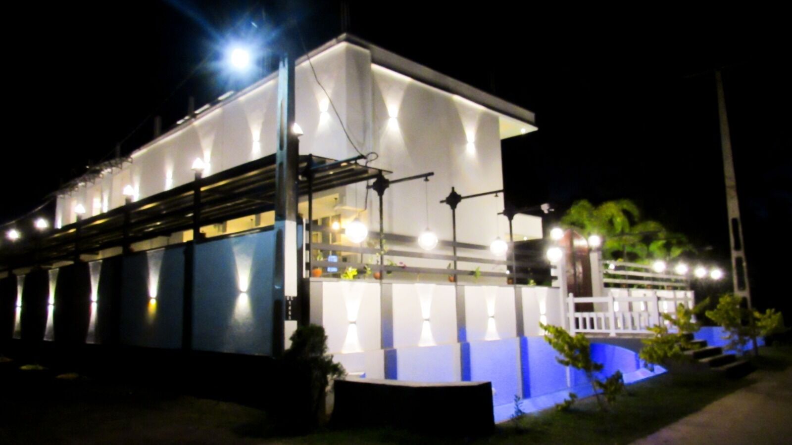 Airport Faith Hotel