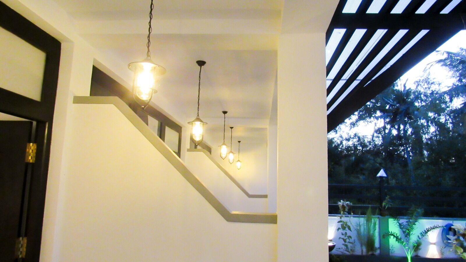 Airport Faith Hotel