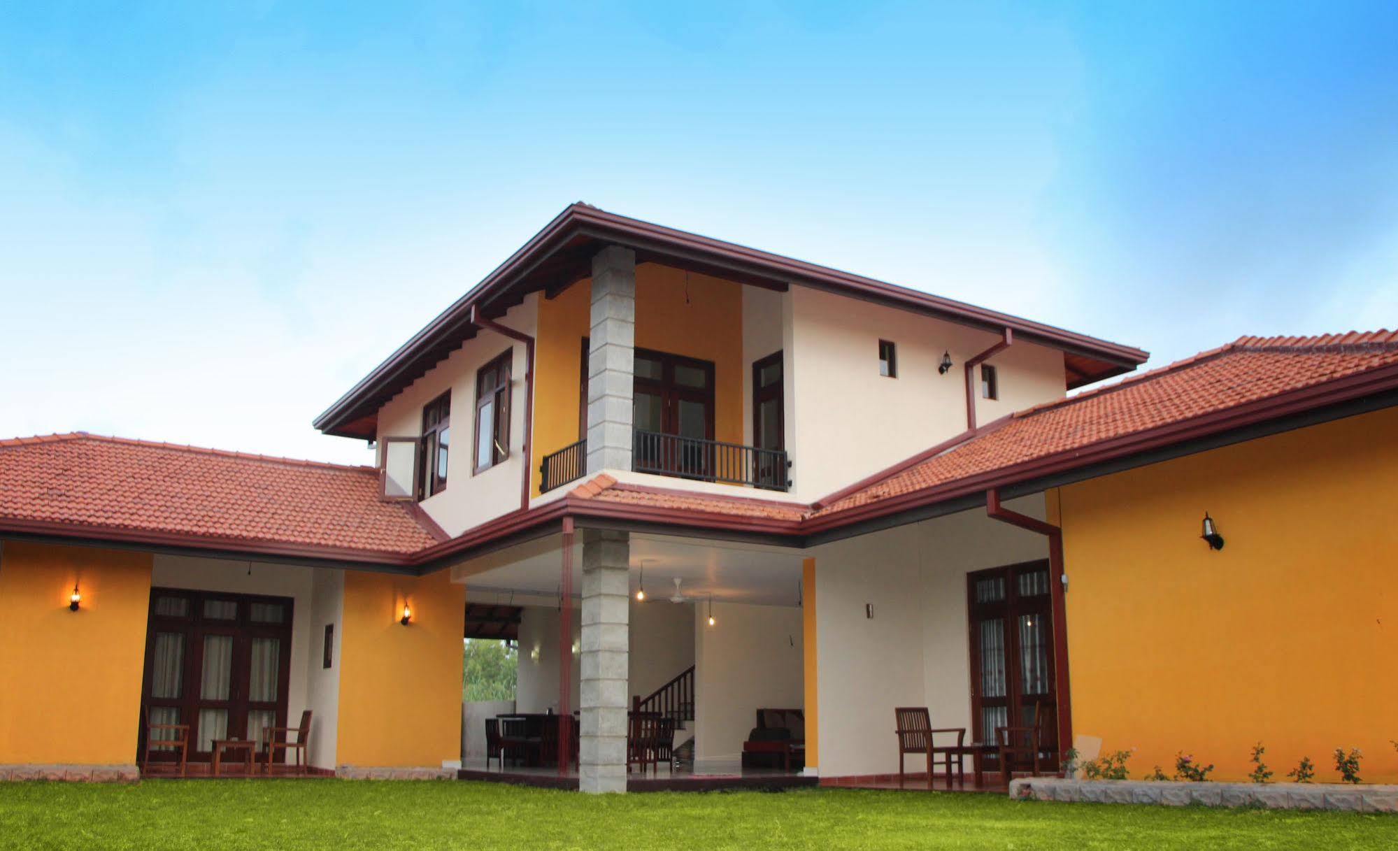 Airport Villa