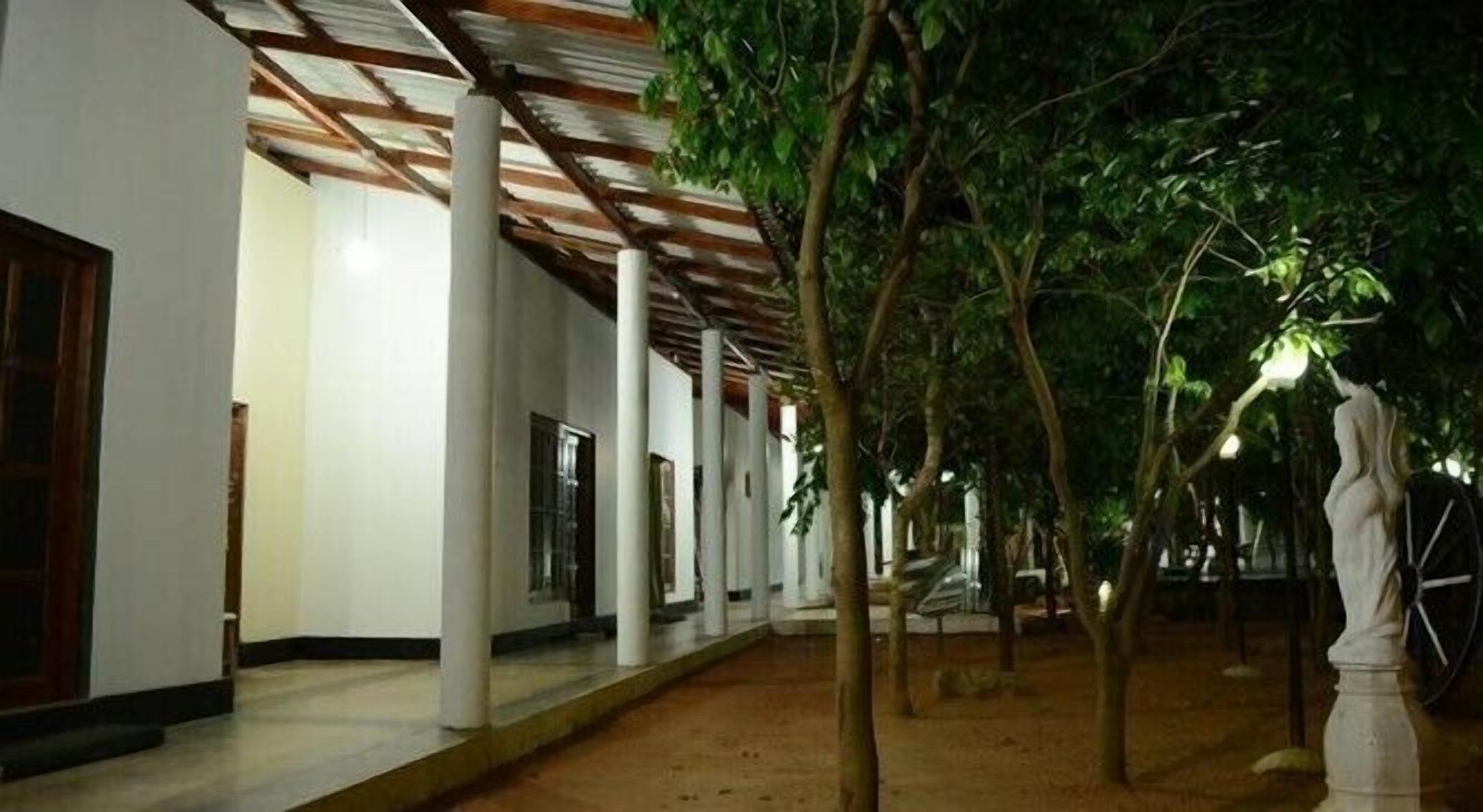 Ali Kele Hotel