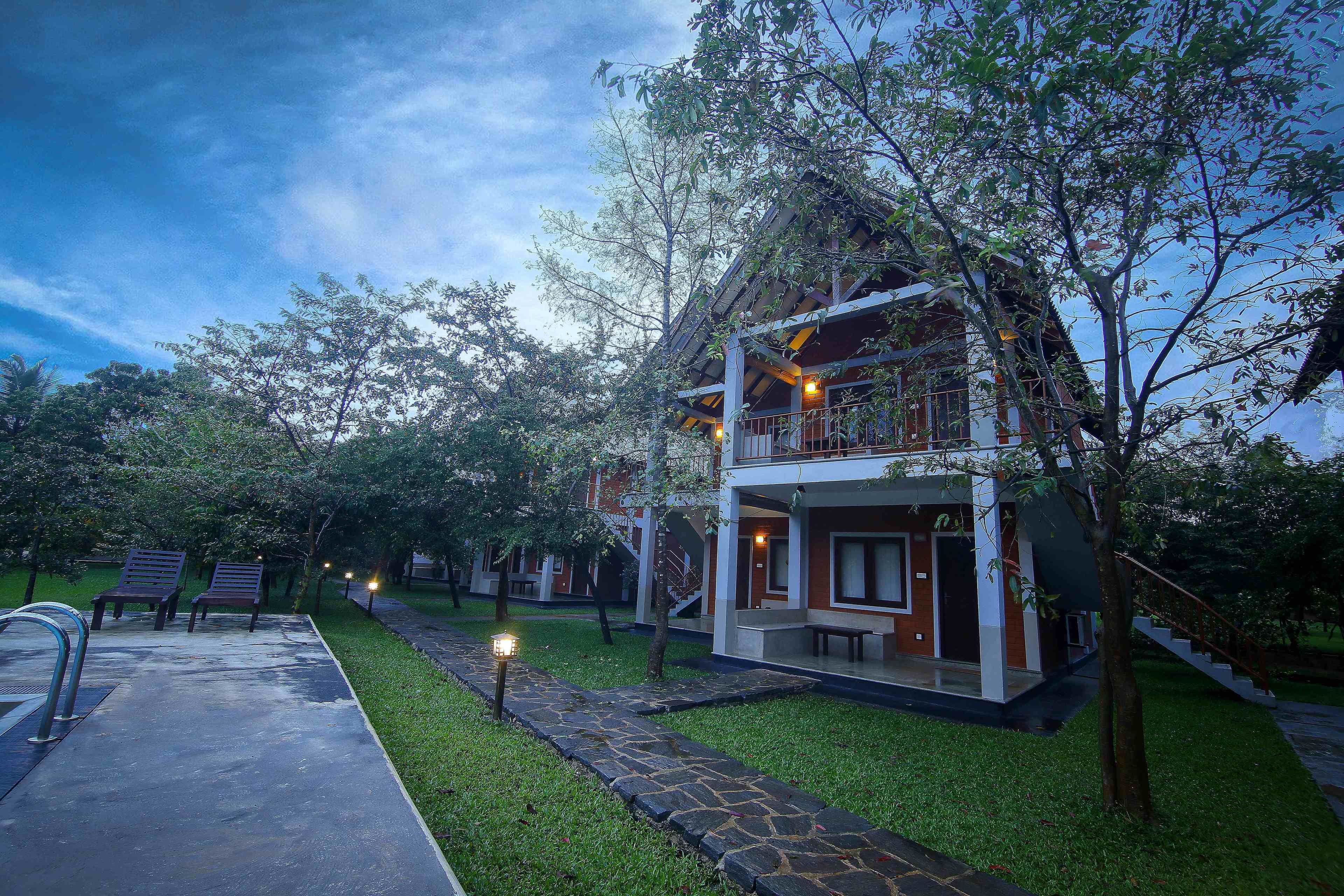 Elephas Resort & Spa