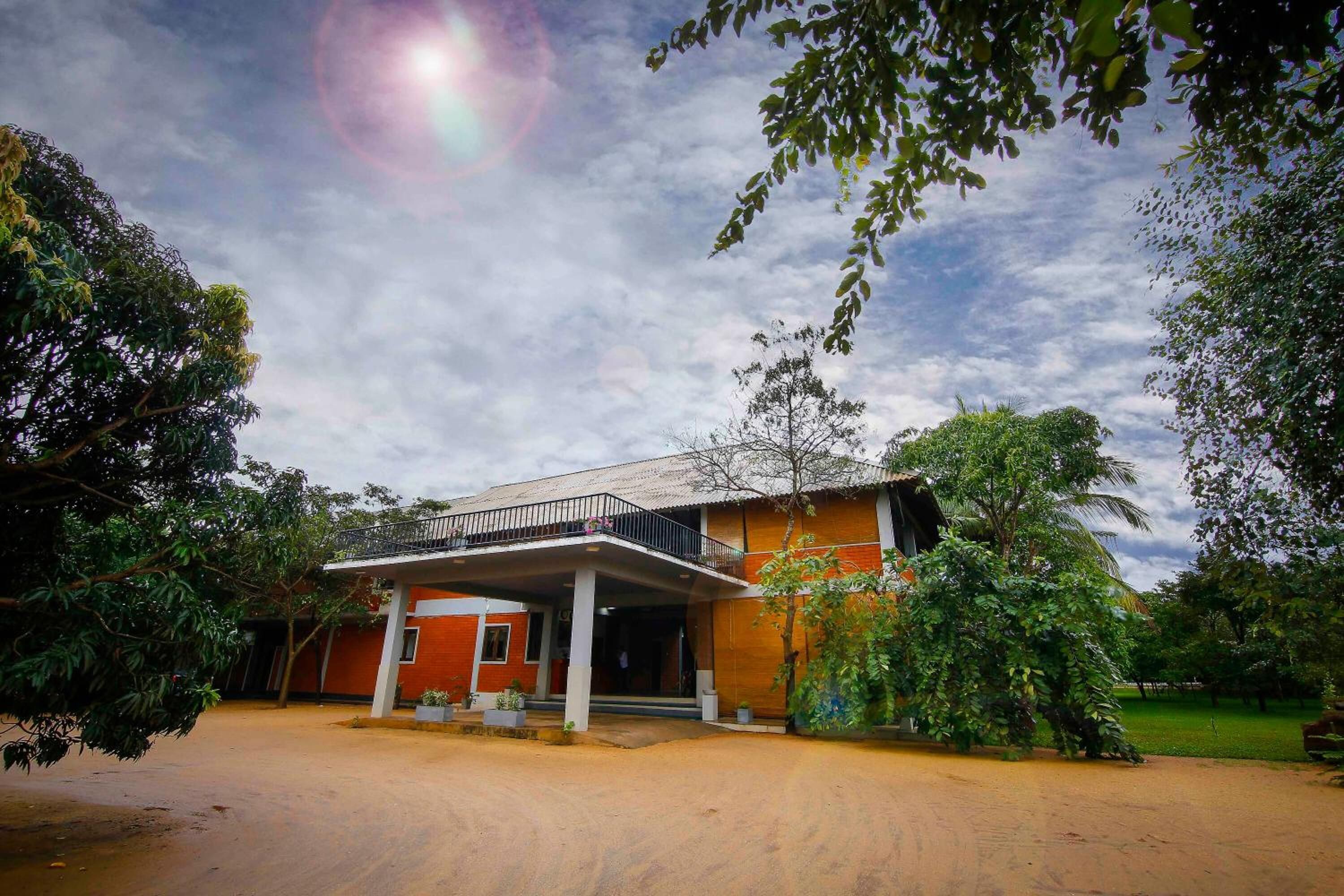 Elephas Resort & Spa