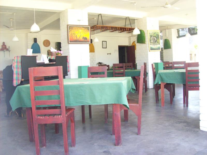 Green Palace Hotel