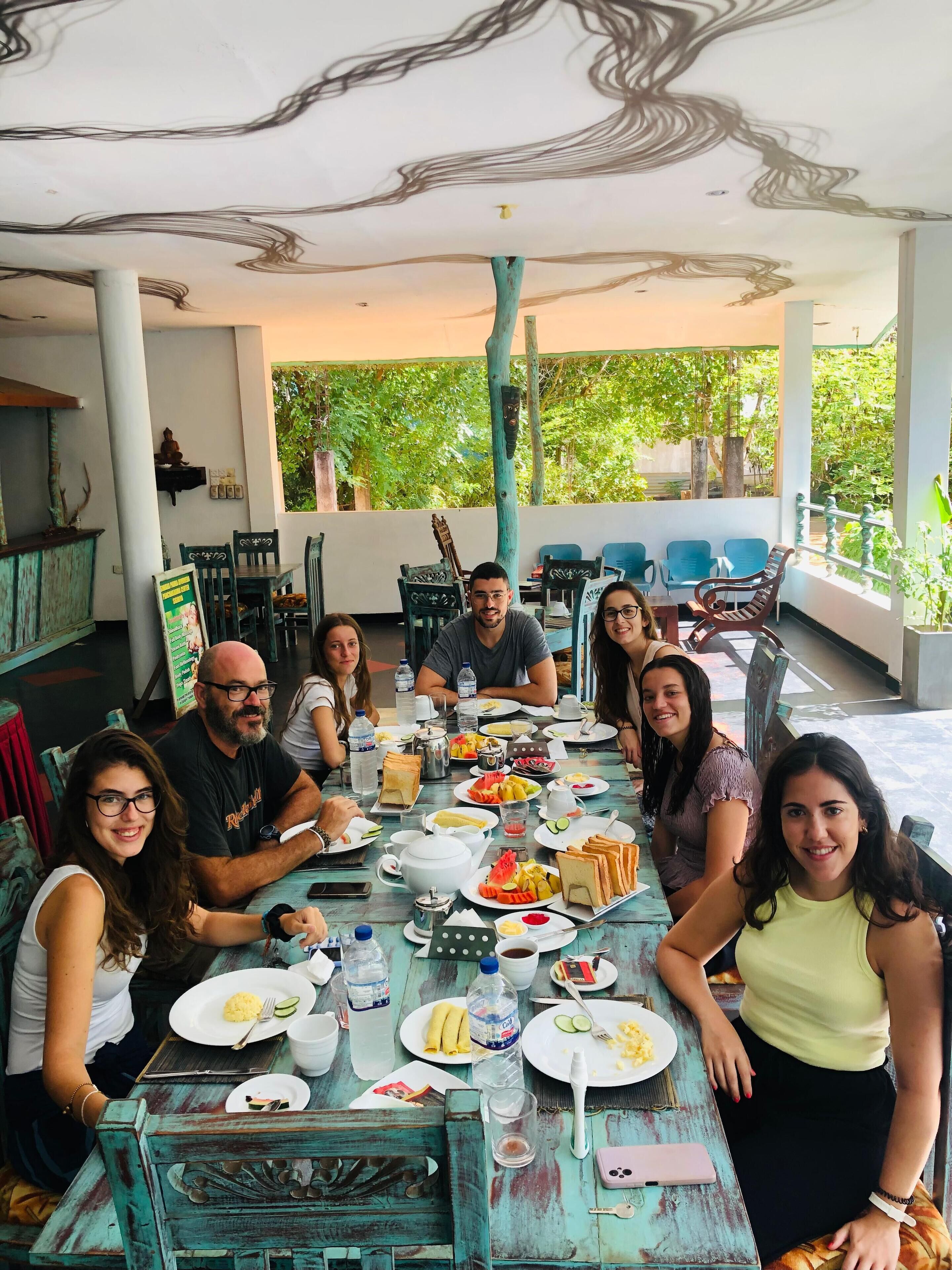 Hungry Lion Resort and Restaurant