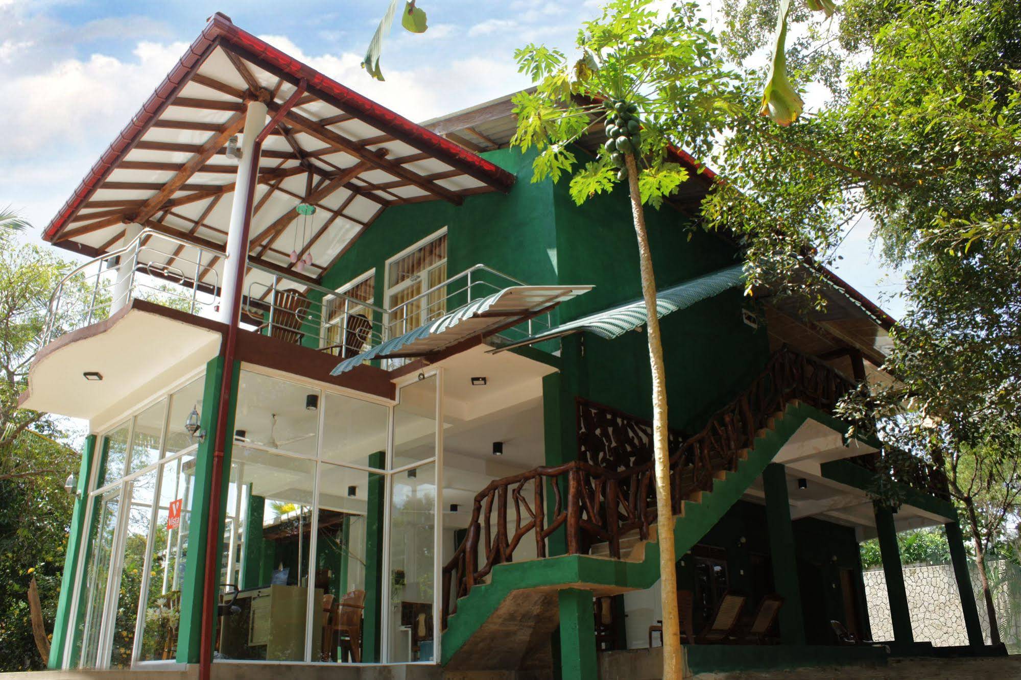 Sigiri Choona Lodge