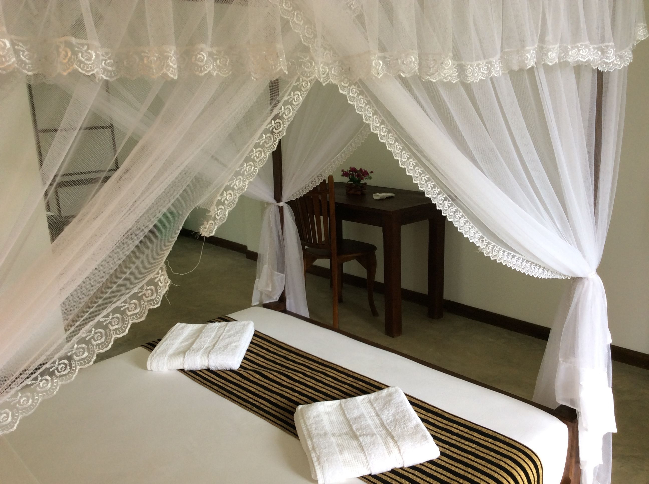 Sigiriya Rock Hide