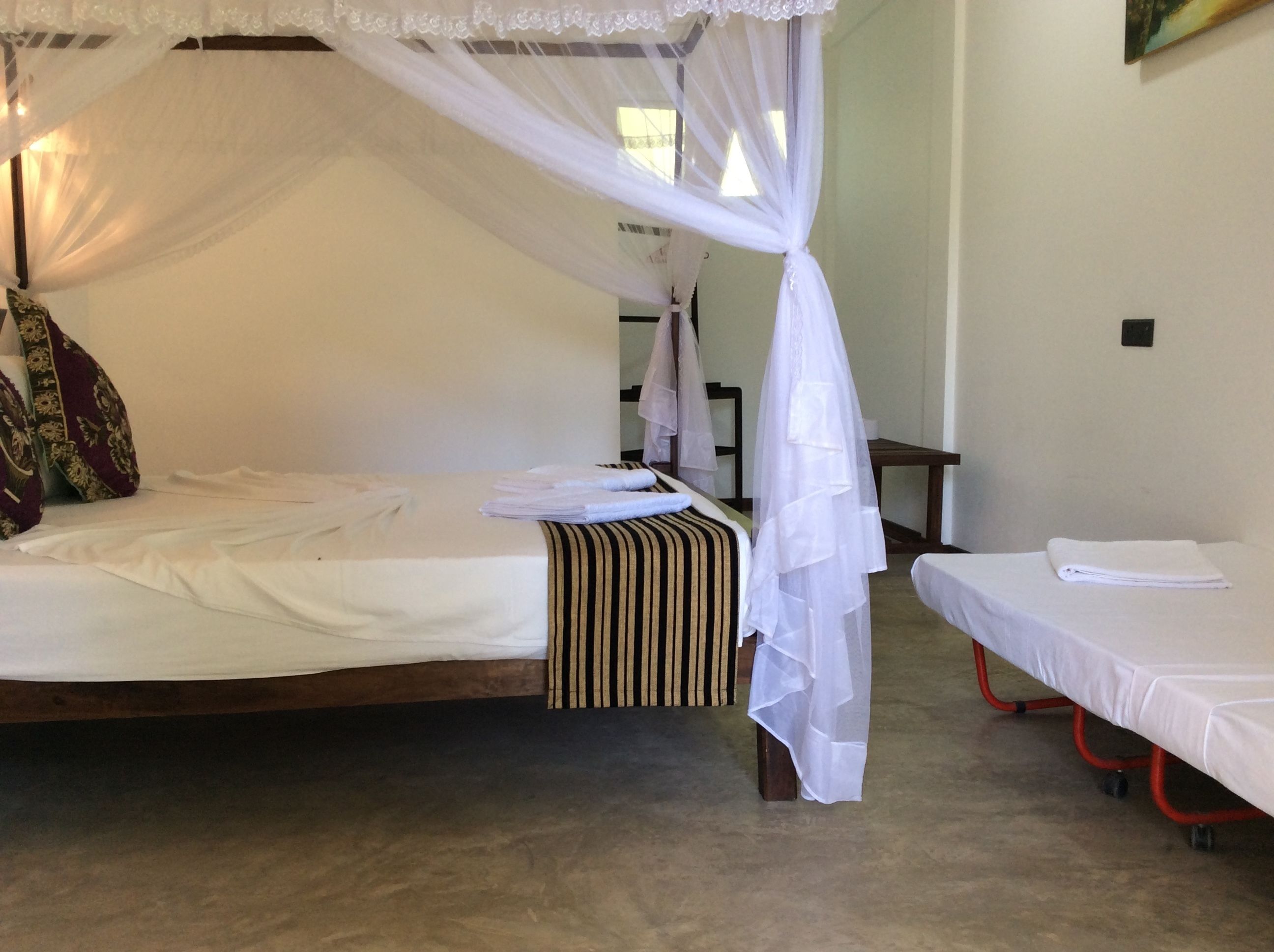 Sigiriya Rock Hide