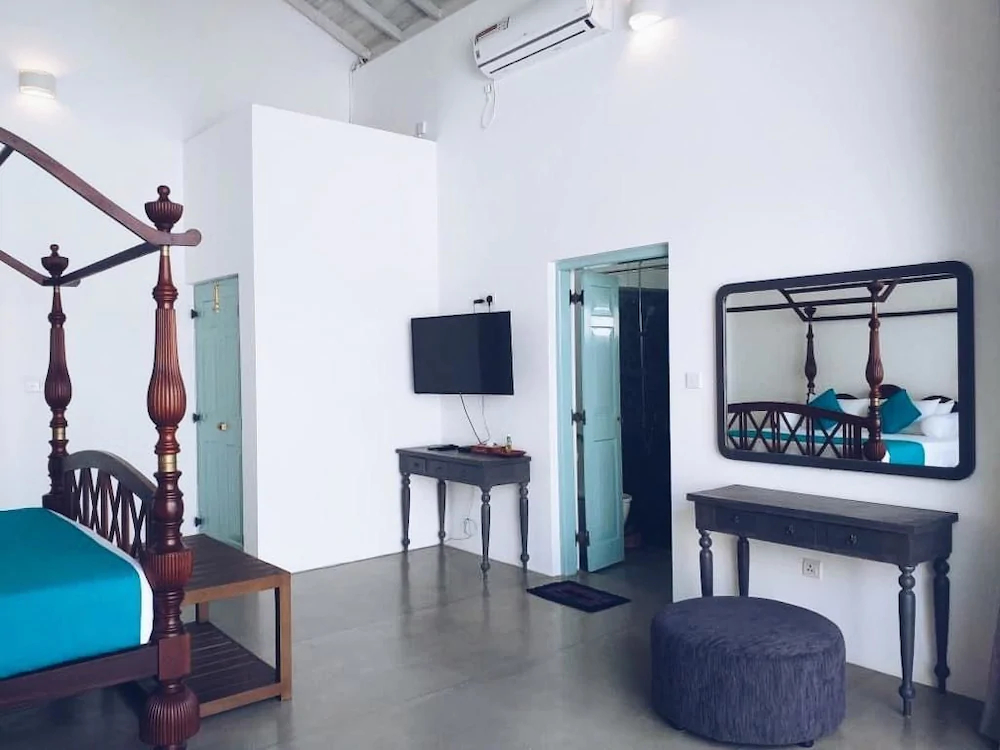 Angam Villa