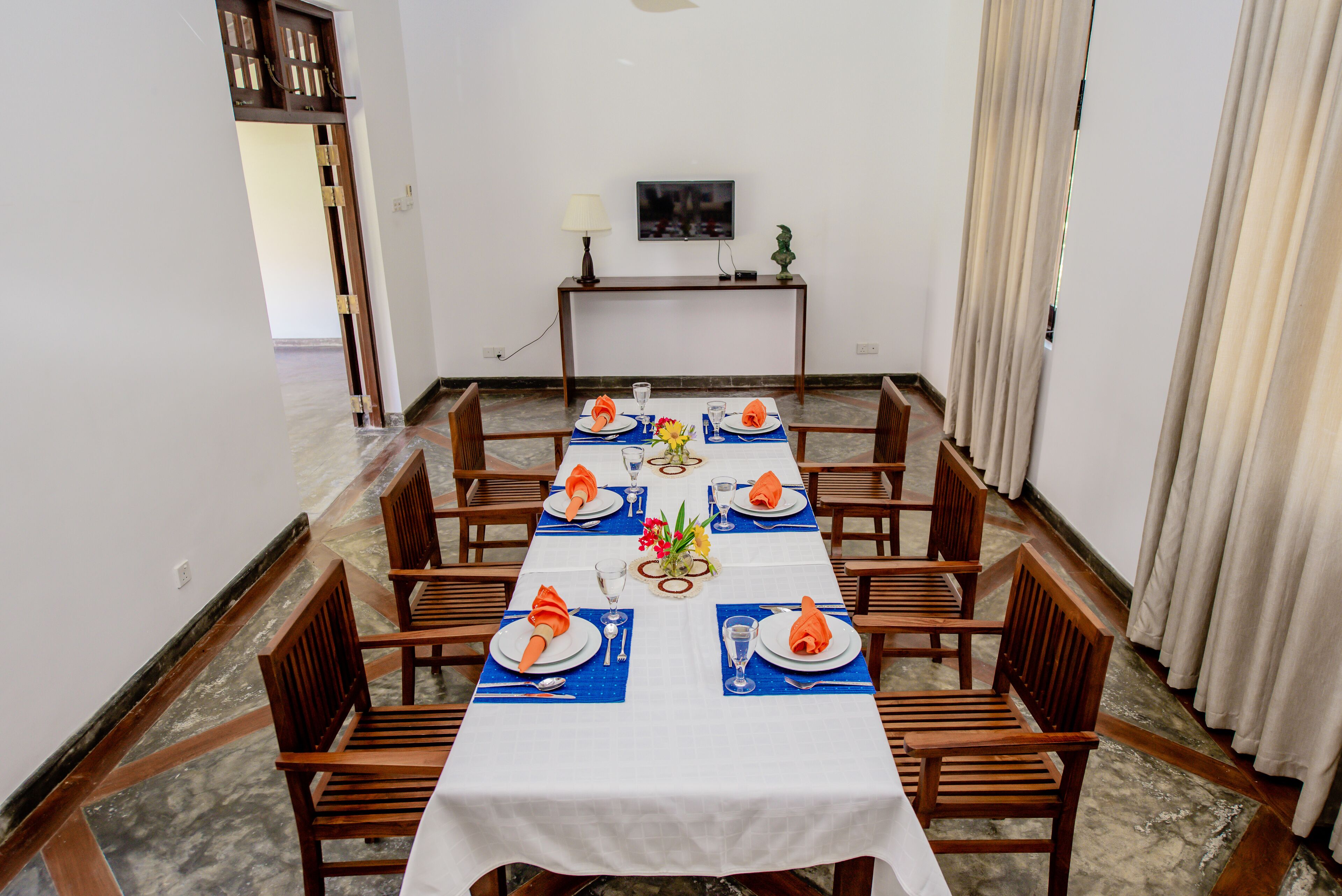 Ardeen Villa