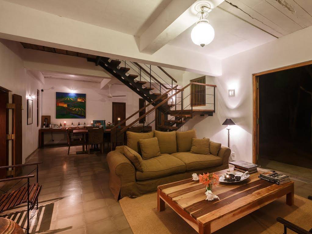 Lagoon House Rekawa