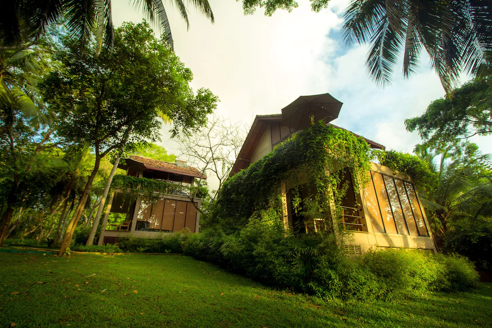 Palm Paradise Cabanas & Villas