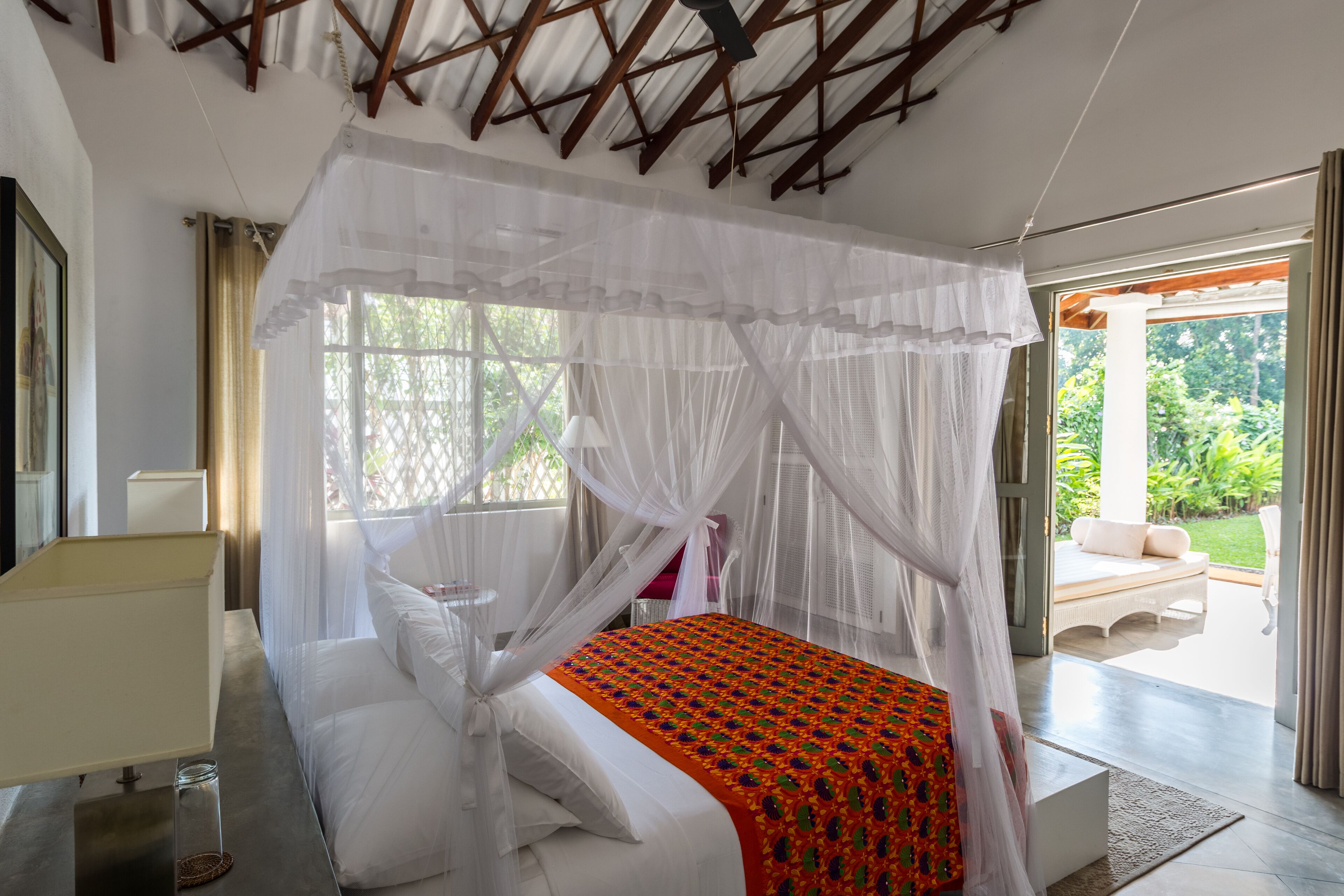 Taru Villas Mawella