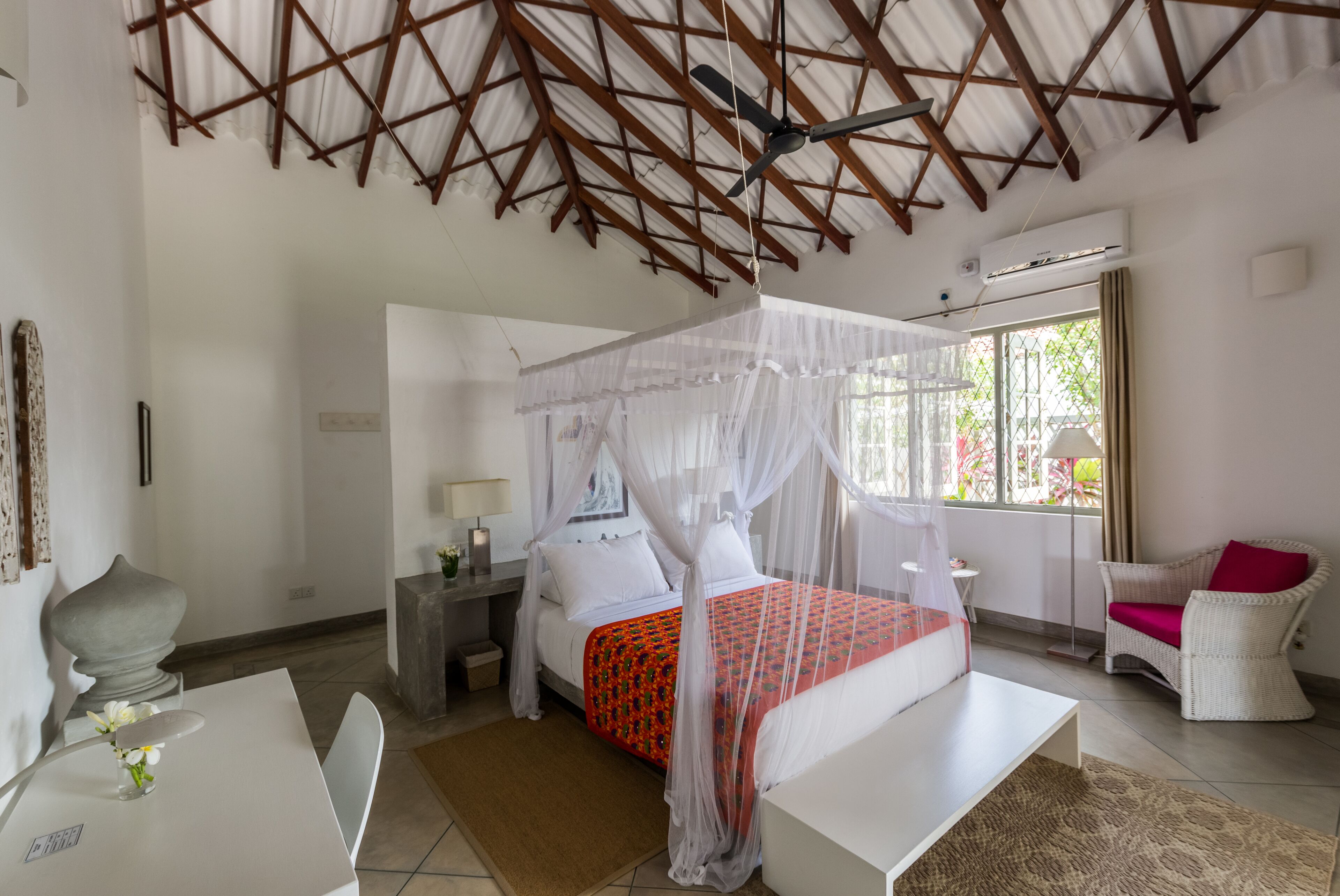 Taru Villas Mawella
