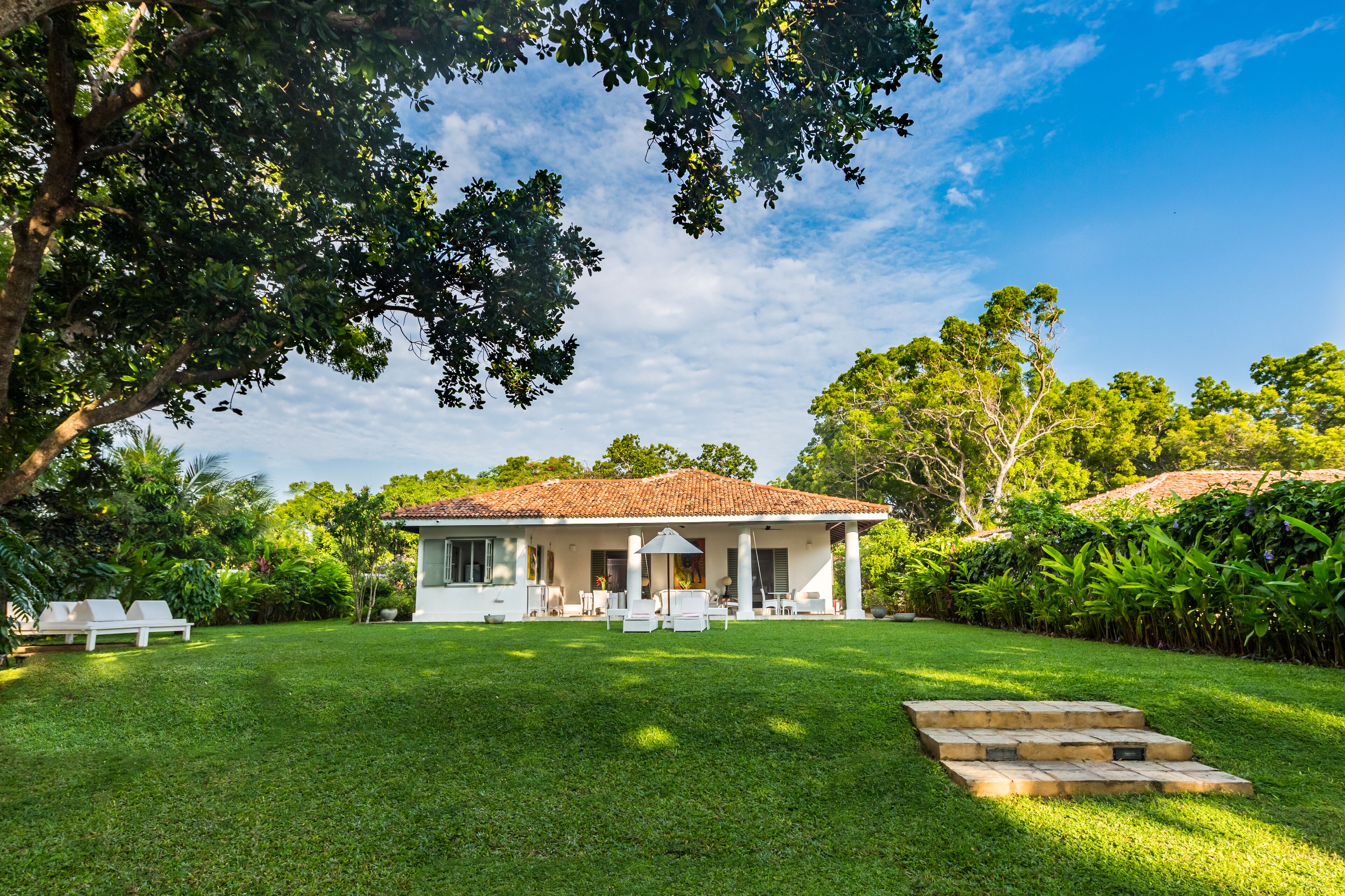 Taru Villas Mawella
