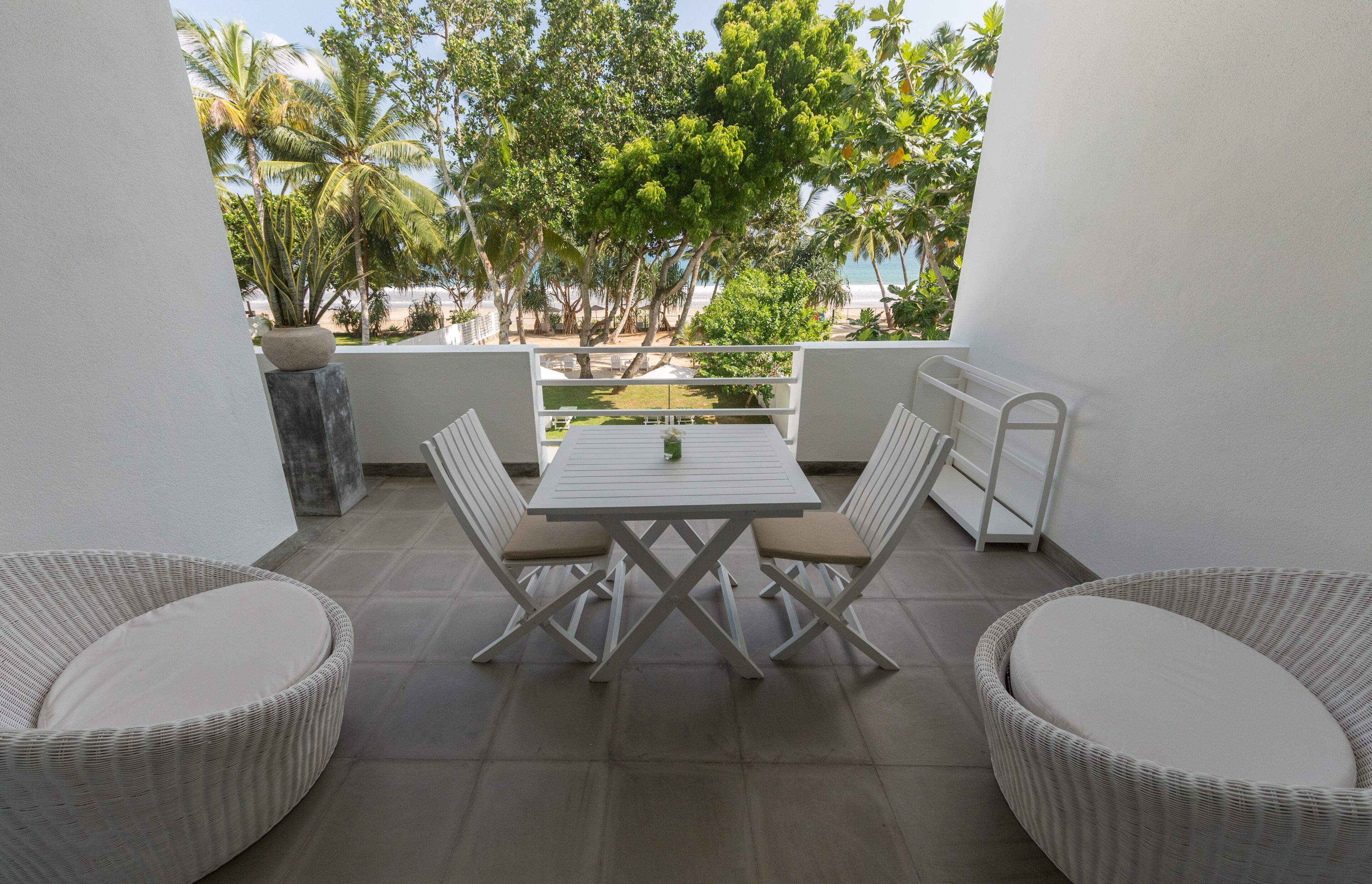 Taru Villas Mawella