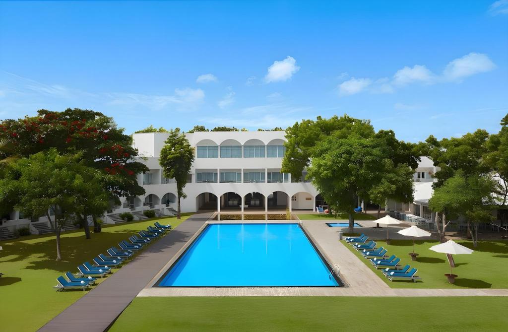 Trinco Blu by Cinnamon