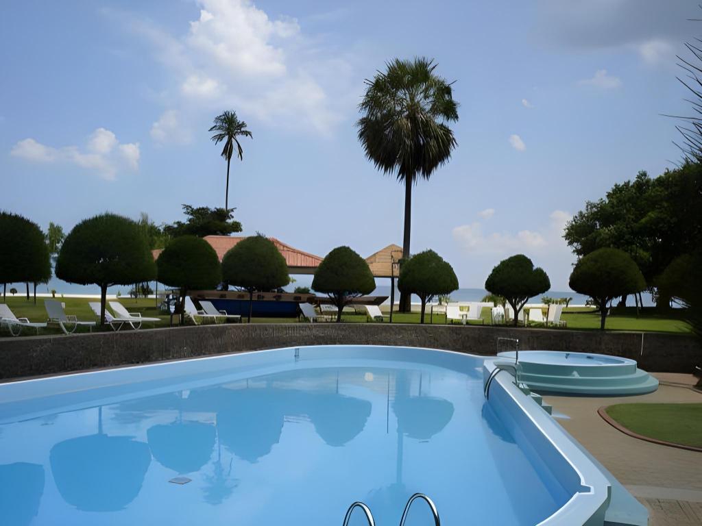 Trinco Blu by Cinnamon