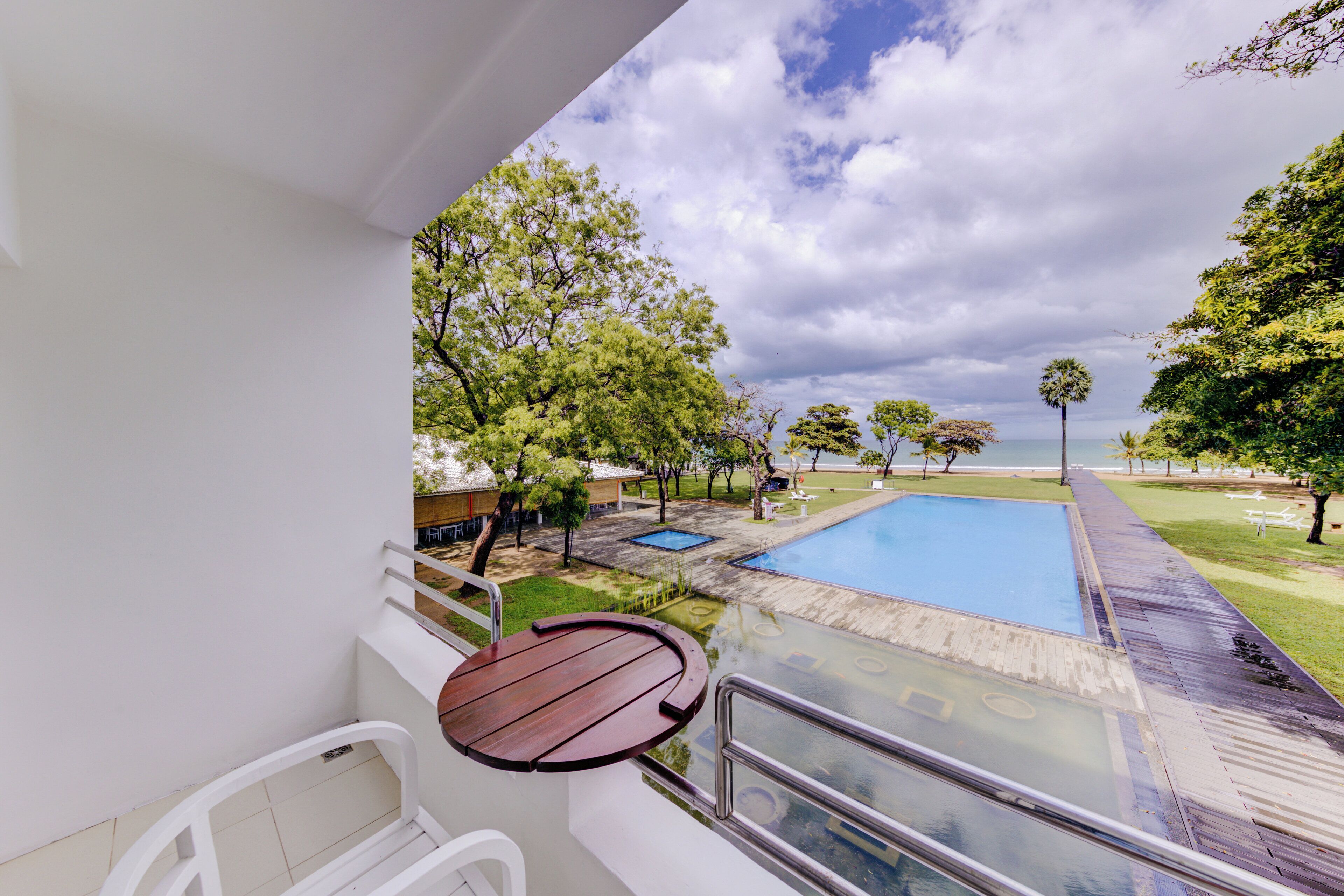 Trinco Blu by Cinnamon